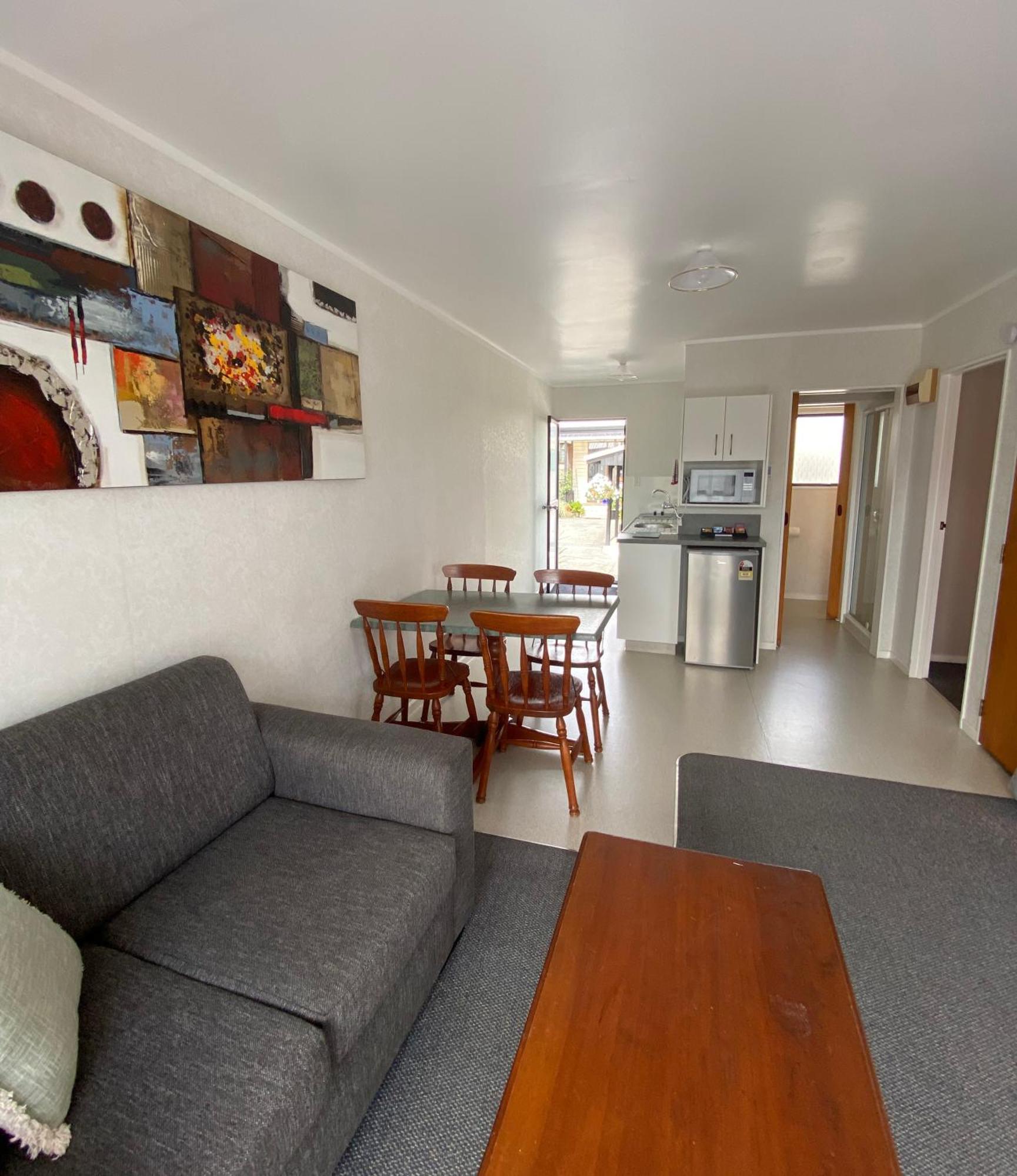 Opononi Lighthouse Motel Екстер'єр фото