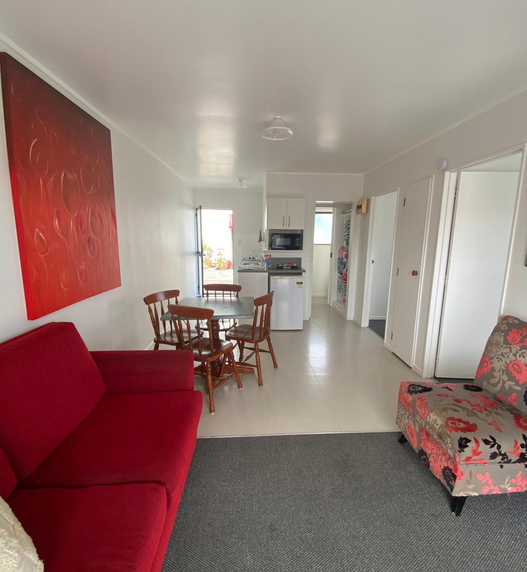 Opononi Lighthouse Motel Екстер'єр фото